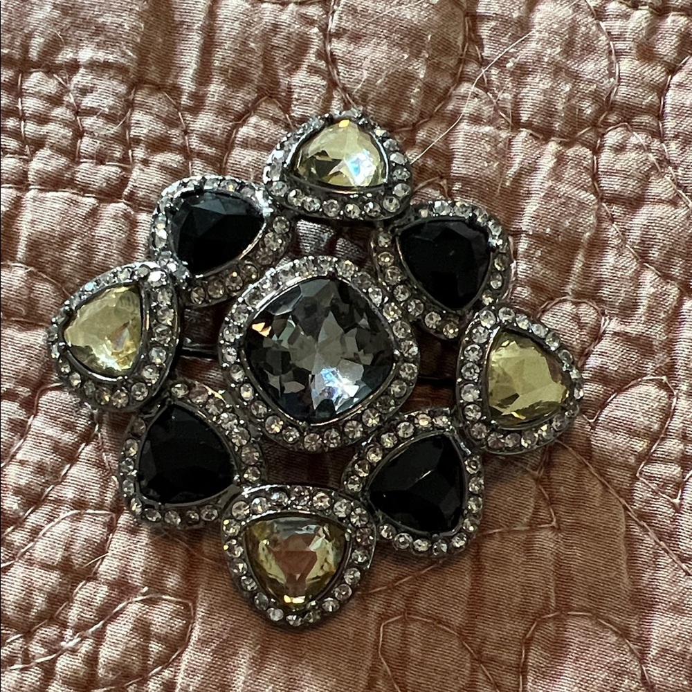 Premier Designs Elegant Black and Silver Brooch